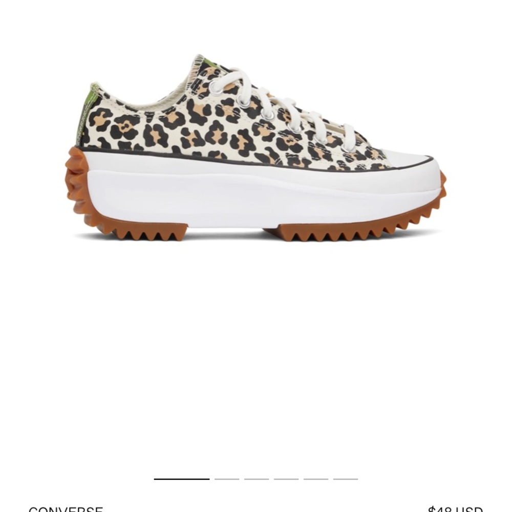 CONVERSE
Beige Cheetah Run Star Hike Low Sneakers